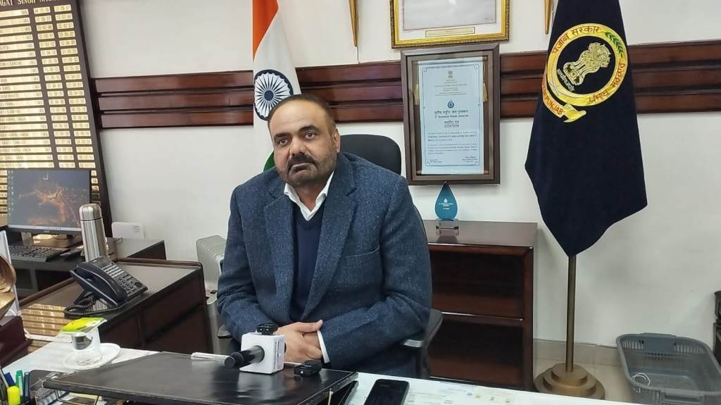 Ban on public and social media display of weapons in the district